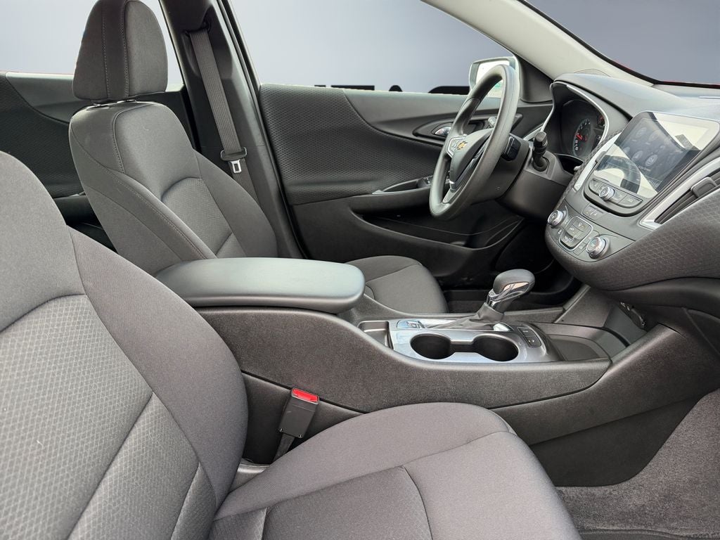 2024 Chevrolet Malibu LS