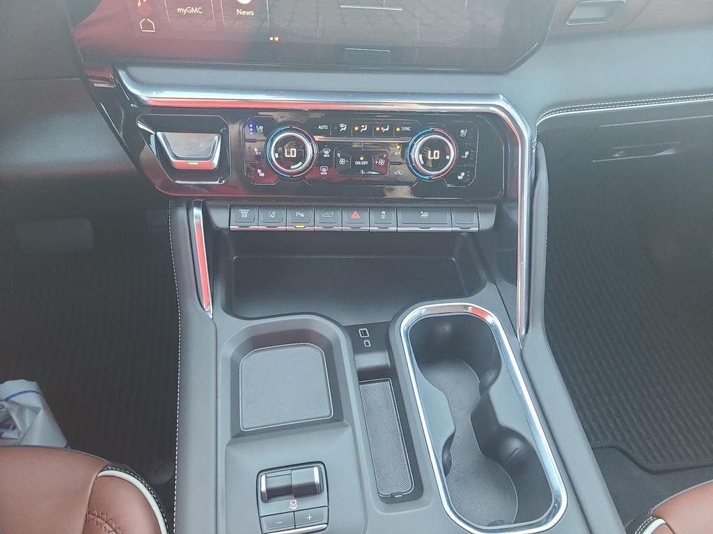 2026 GMC Sierra 3500 HD Denali Ultimate DRW