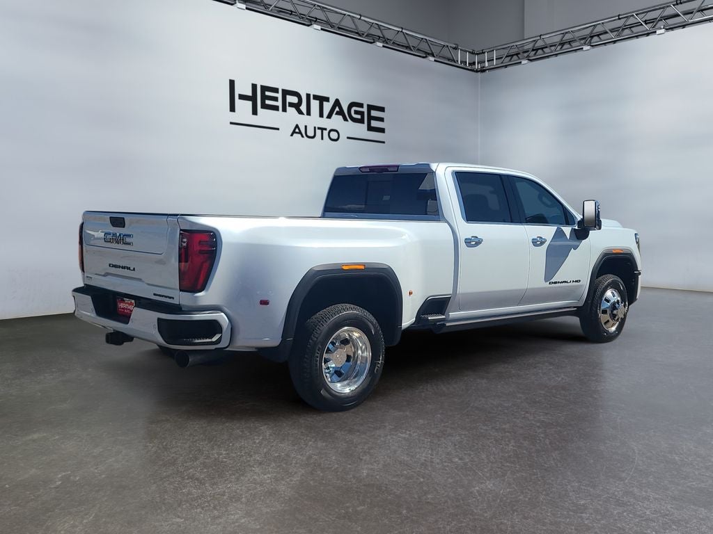 2026 GMC Sierra 3500 HD Denali Ultimate DRW