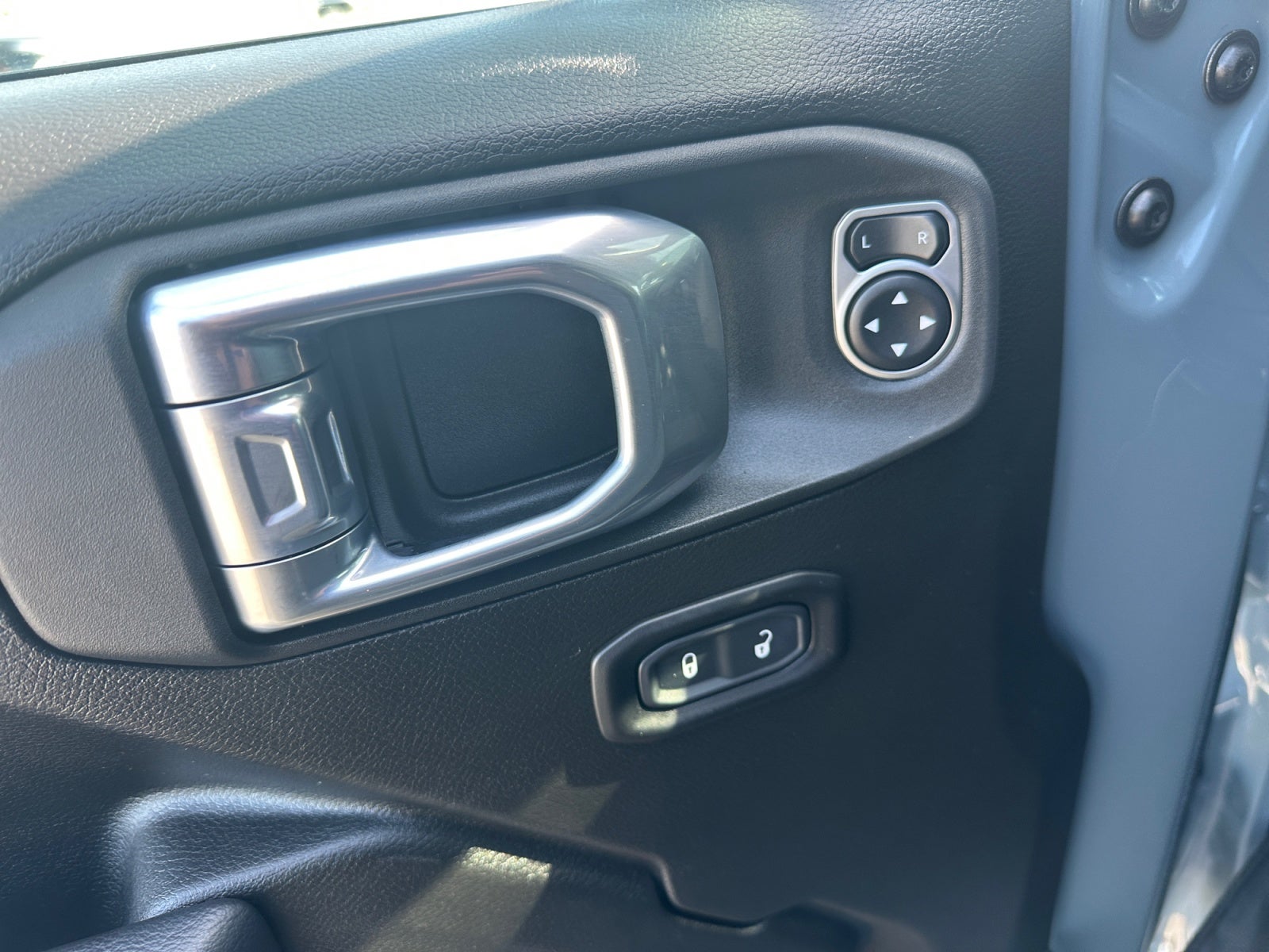 2025 Jeep Gladiator Nighthawk