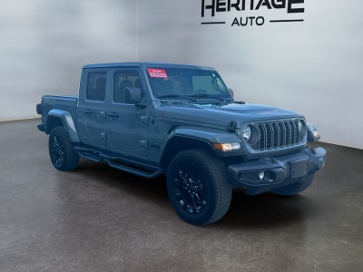 2025 Jeep Gladiator Nighthawk