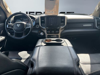 2020 RAM 1500 Laramie Crew Cab 4x4 5'7' Box
