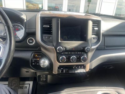 2020 RAM 1500 Laramie Crew Cab 4x4 5'7' Box