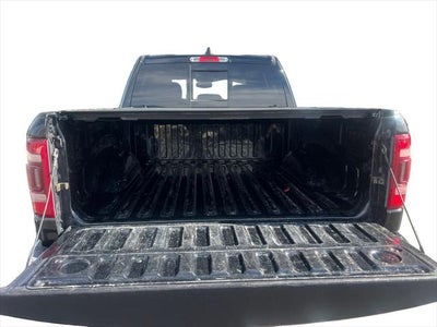 2020 RAM 1500 Laramie Crew Cab 4x4 5'7' Box