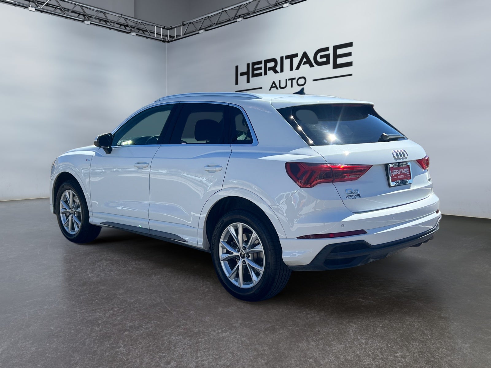 2025 Audi Q3 Premium 45 TFSI S line quattro Tiptronic