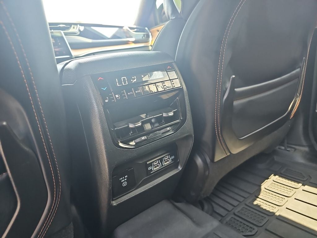 2024 Jeep Grand Cherokee L Summit Reserve 4x4