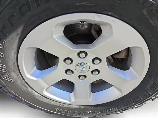 2019 RAM 1500 Tradesman Crew Cab 4x4 5'7' Box