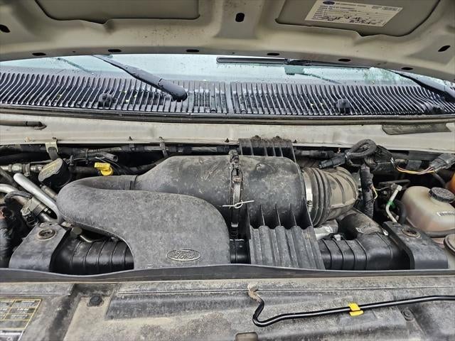 2011 Ford E-350 Cutaway Base