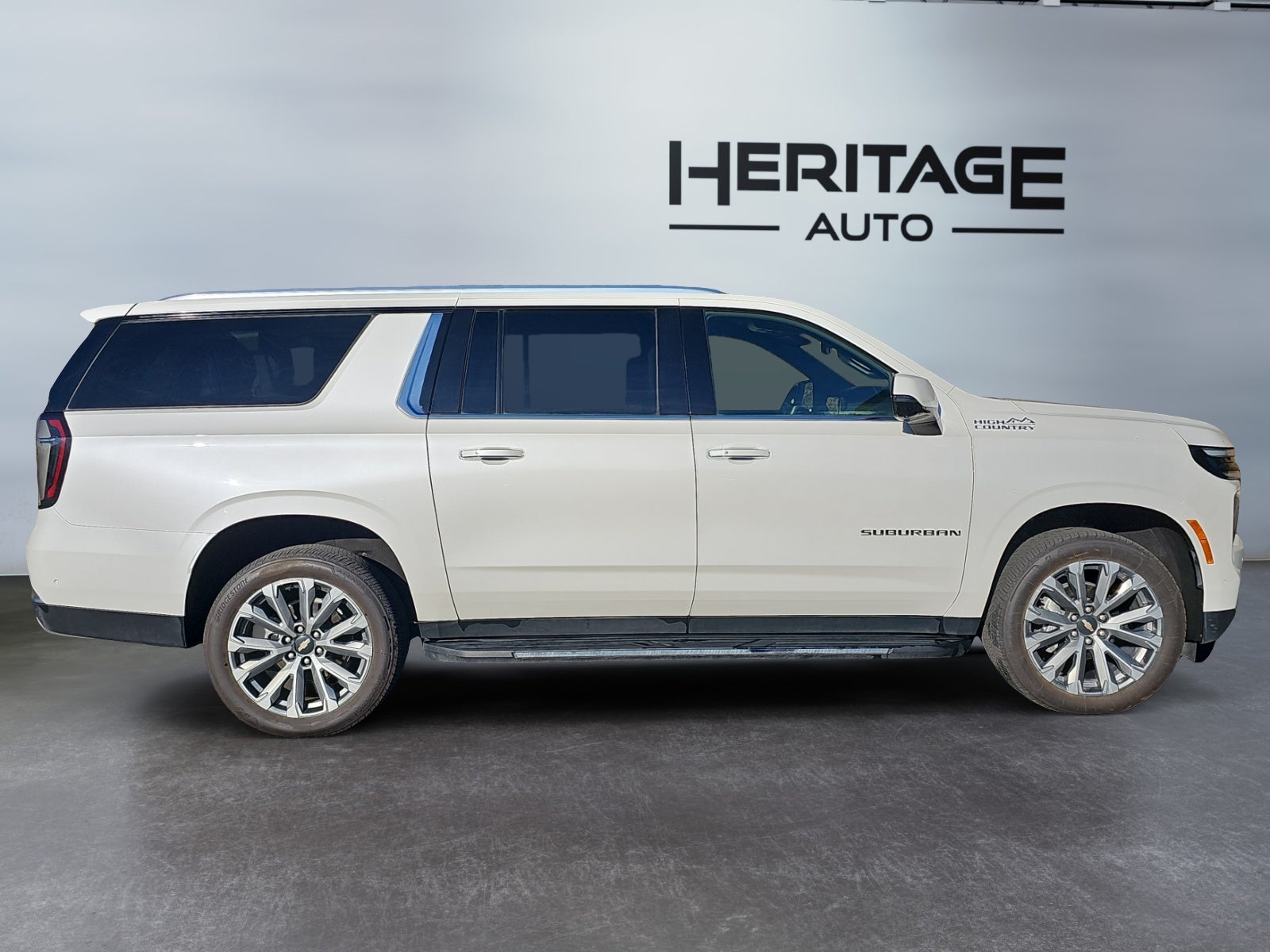 2025 Chevrolet Suburban 4WD High Country