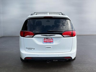 2018 Chrysler Pacifica Touring L Plus