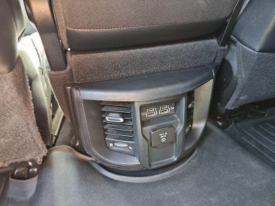 2021 RAM 3500 Laramie Crew Cab 4x4 8' Box