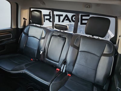 2024 RAM 3500 Laramie Crew Cab 4x4 8' Box