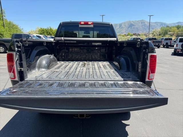 2018 RAM 2500 Laramie Crew Cab 4x4 6'4' Box