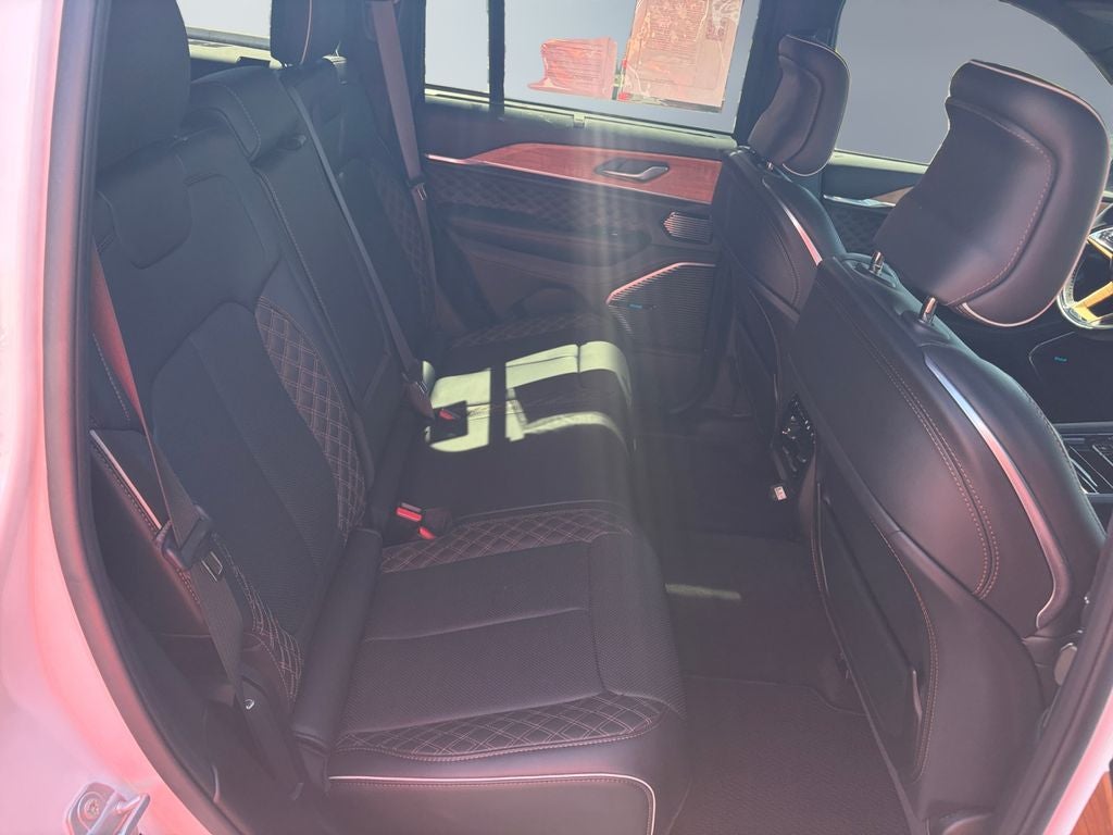 2025 Jeep Grand Cherokee Summit Reserve 4x4