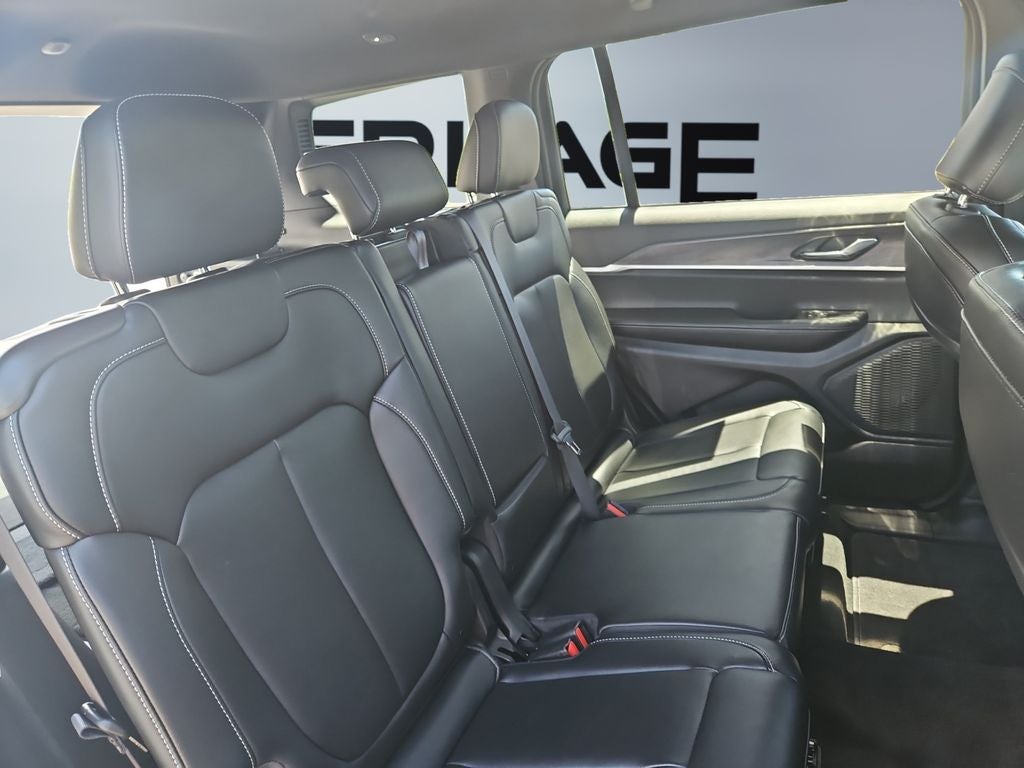 2025 Jeep Grand Cherokee L Limited 4x4