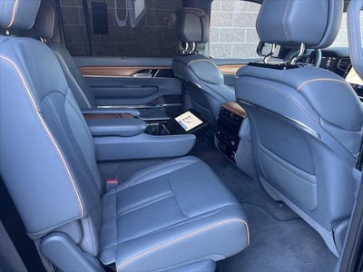 2023 Jeep Grand Wagoneer Series II 4x4