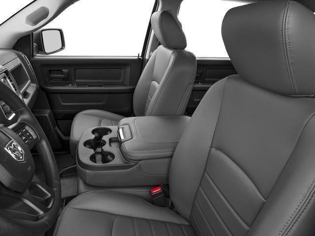 2017 RAM 1500 Express Crew Cab 4x4 5'7' Box