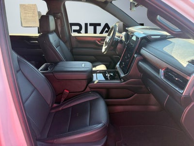 2025 GMC Yukon XL 4WD Denali