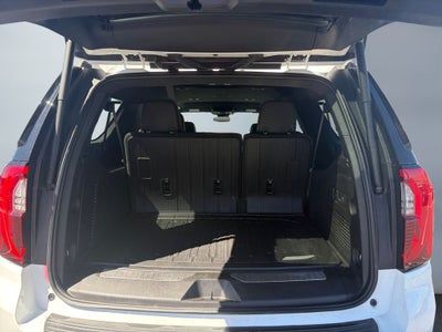 2025 GMC Yukon XL 4WD Denali
