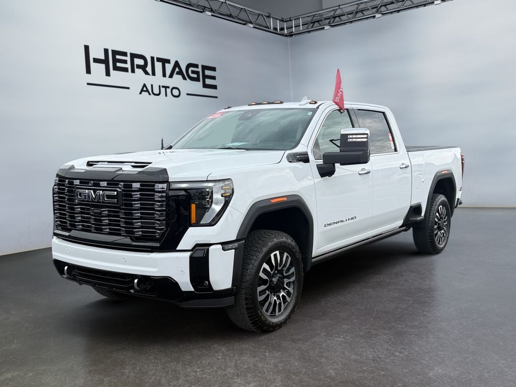 2025 GMC Sierra 2500HD 4WD Crew Cab Standard Bed Denali Ultimate