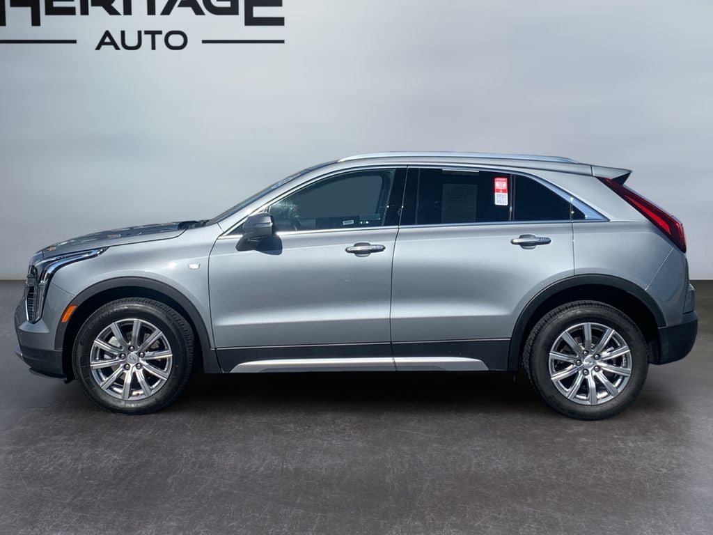 2023 Cadillac XT4 AWD Premium Luxury