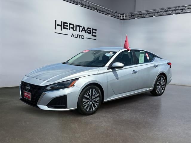 2023 Nissan Altima SV FWD