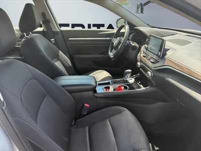 2023 Nissan Altima SV FWD