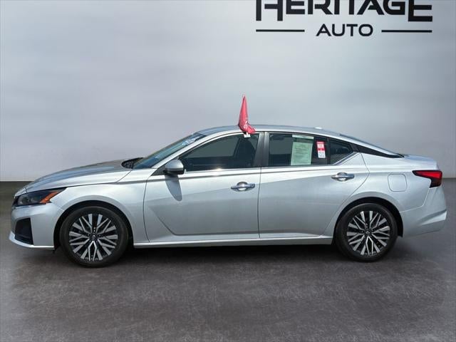2023 Nissan Altima SV FWD