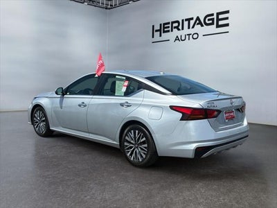 2023 Nissan Altima SV FWD