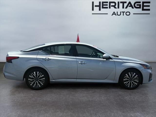 2023 Nissan Altima SV FWD
