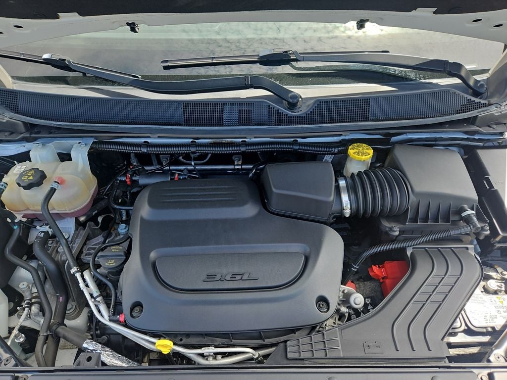 2021 Chrysler Voyager L