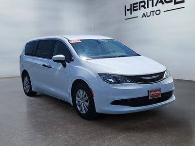 2021 Chrysler Voyager L