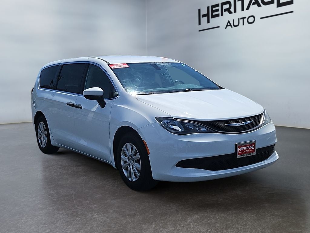 2021 Chrysler Voyager L