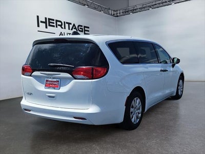 2021 Chrysler Voyager L