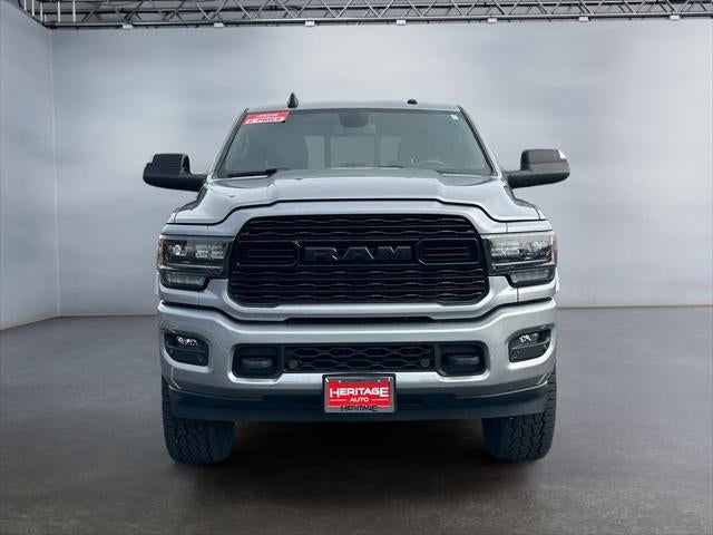 2022 RAM 3500 Limited Crew Cab 4x4 8' Box