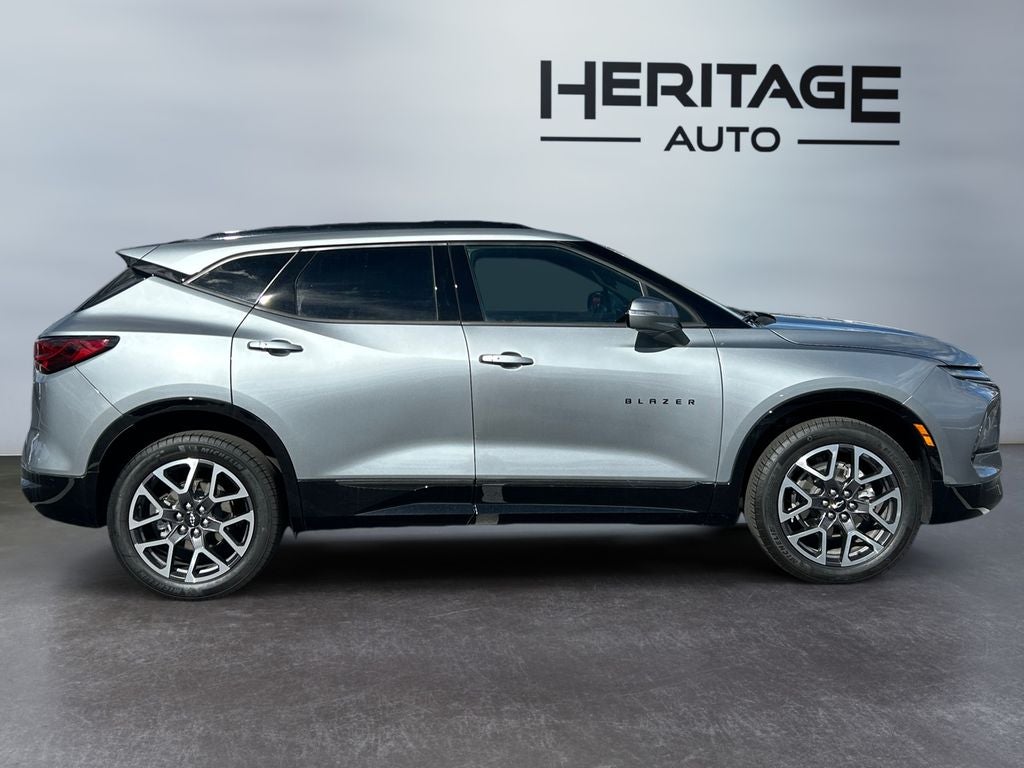 2025 Chevrolet Blazer AWD RS