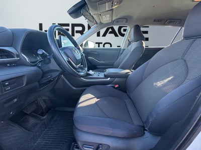 2023 Toyota Highlander Hybrid LE