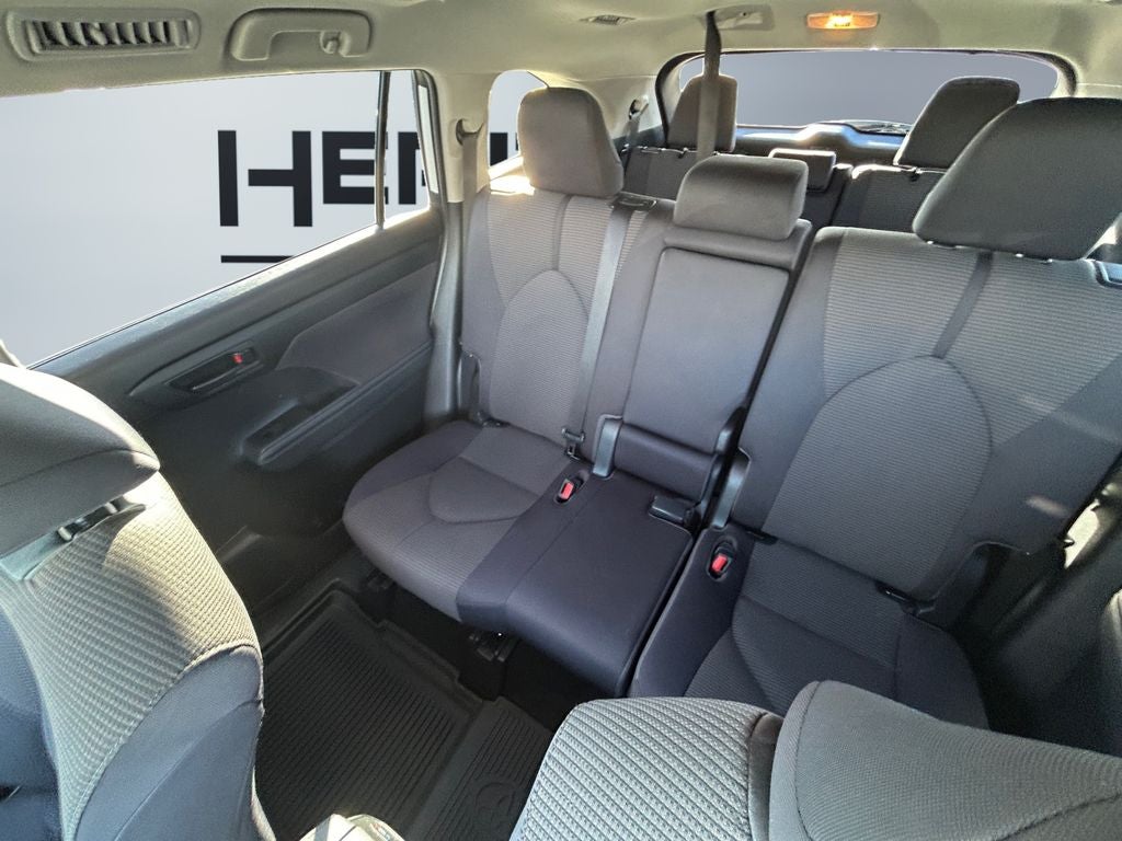 2023 Toyota Highlander Hybrid LE