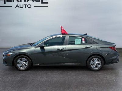 2024 Hyundai Elantra SE