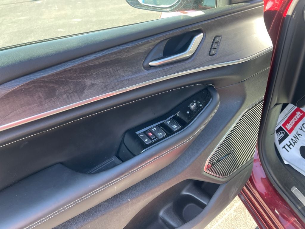 2023 Jeep Grand Cherokee L Overland