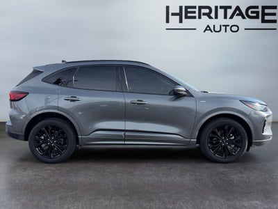 2023 Ford Escape ST-Line Elite