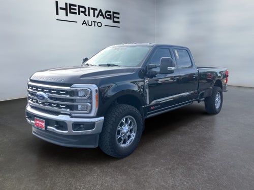 2023 Ford F-350 LARIAT