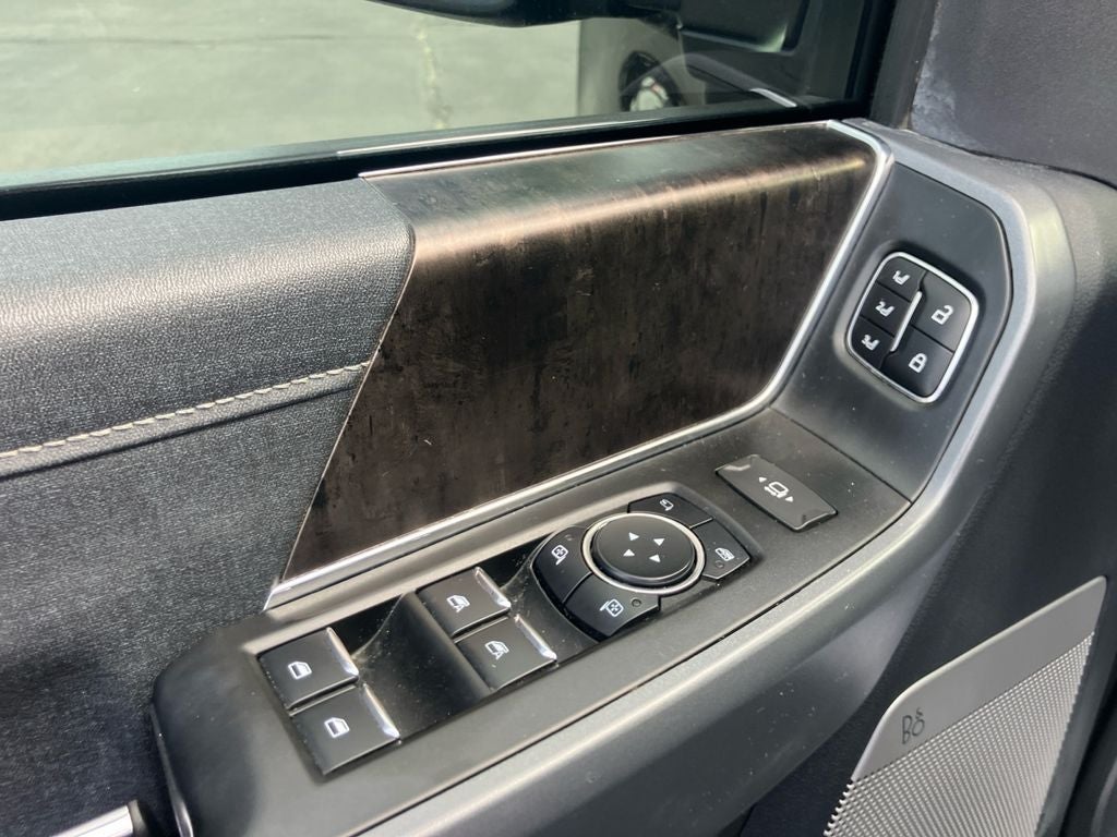 2023 Ford F-350 LARIAT