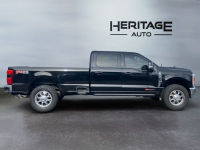 2023 Ford F-350 LARIAT