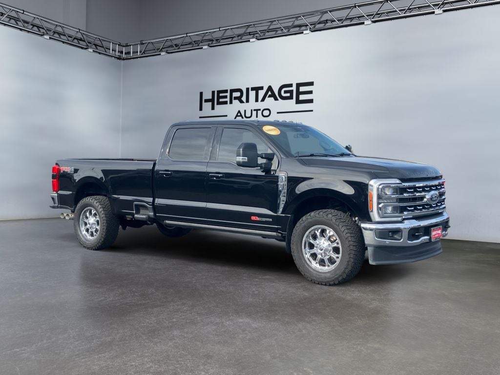 2023 Ford F-350 LARIAT