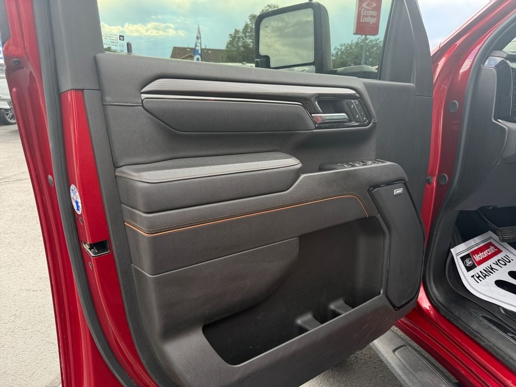 2025 GMC Sierra AT4
