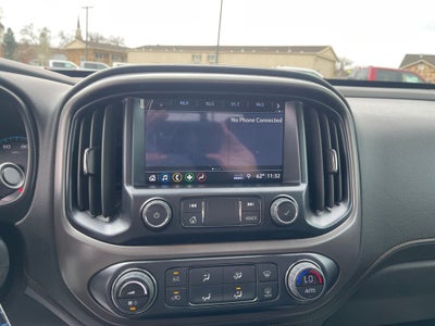 2022 GMC Canyon 4WD AT4 w/Leather