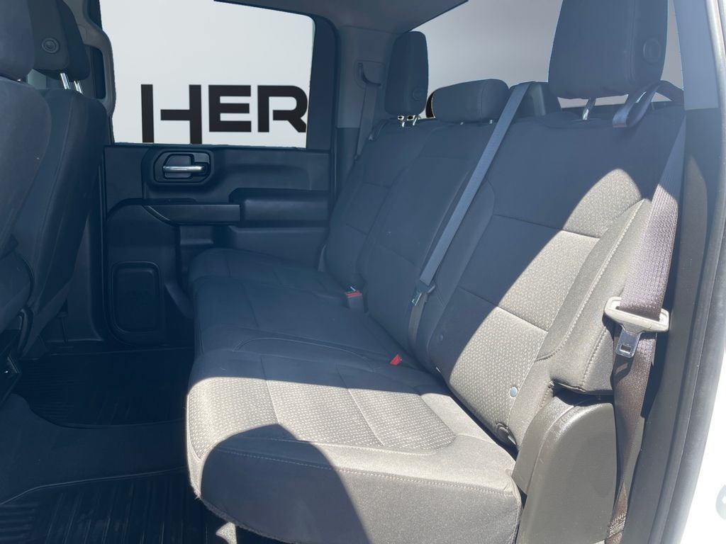 2022 Chevrolet Silverado Custom