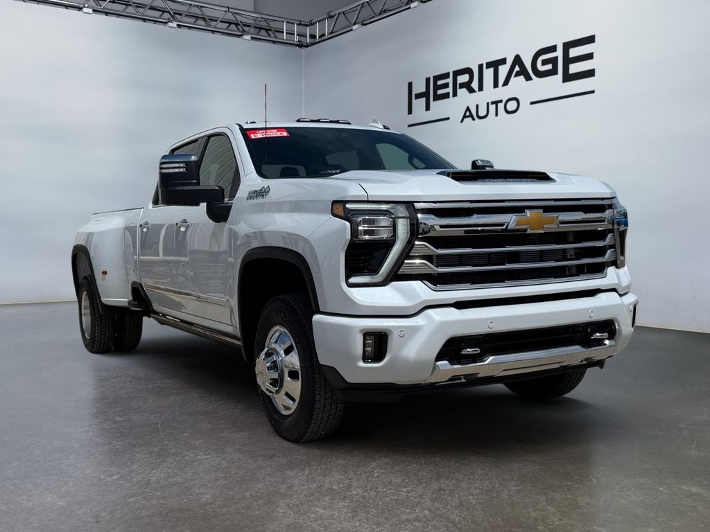 2026 Chevrolet Silverado 3500 HD High Country DRW