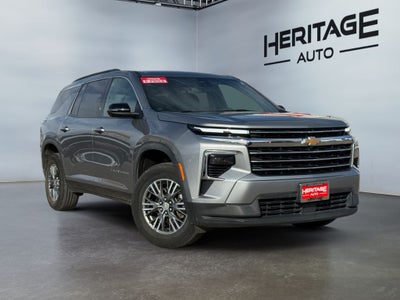 2024 Chevrolet Traverse LT